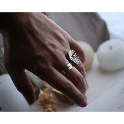 Silver pearl ring