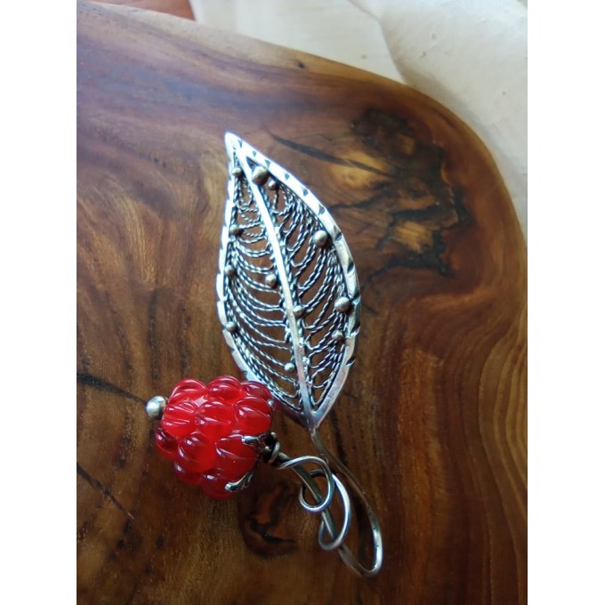 Silver filigree raspberry necklace lampwork