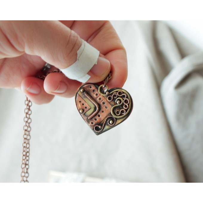 Steampunk Mechanic-Heart mixedmetal necklace