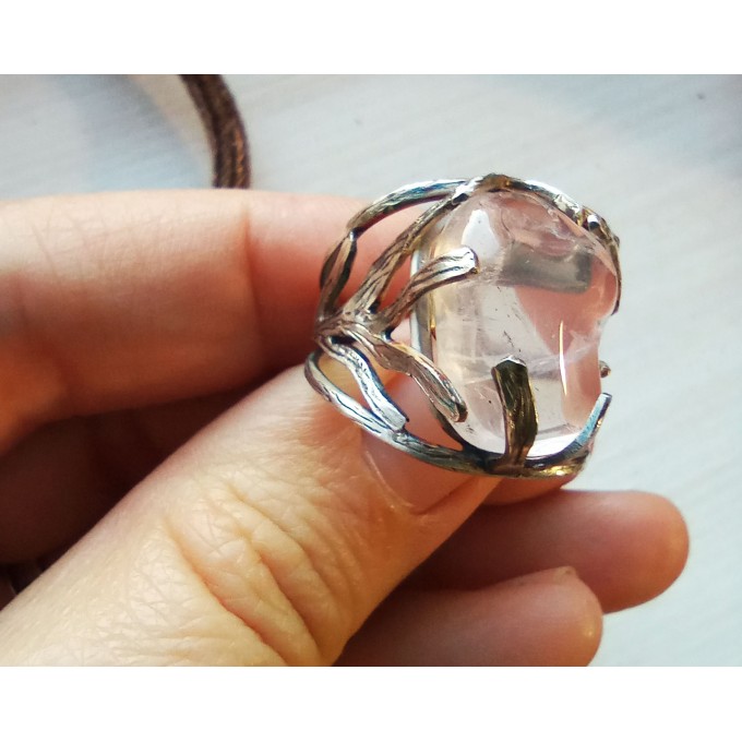 Silver ring with rose quartz