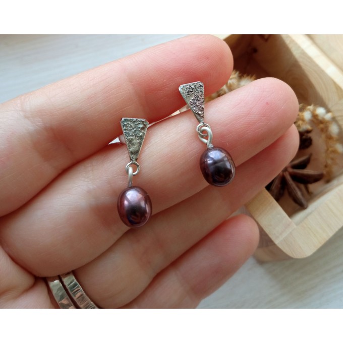 Silver black pearl earrings