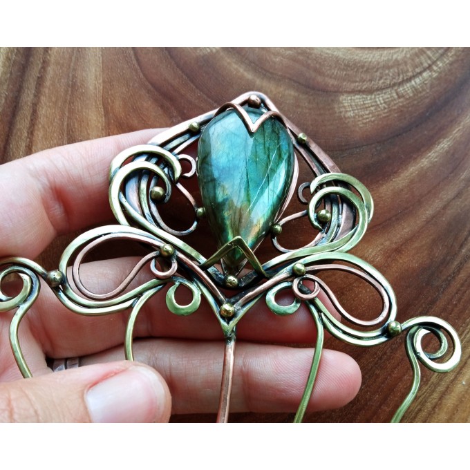 Copper-brass big hair comb with labradorite