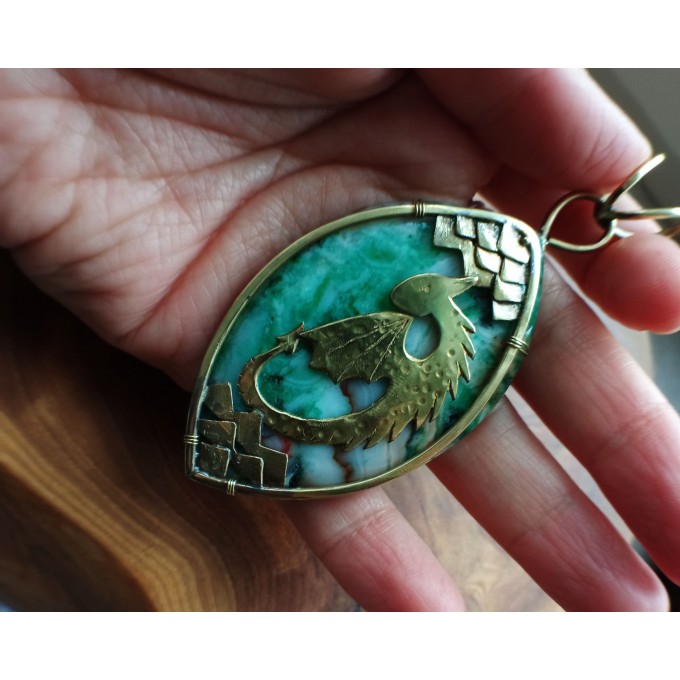 Dragon brass necklace with agate