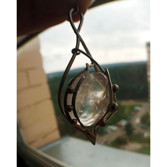 Silver pendant with rose quartz 