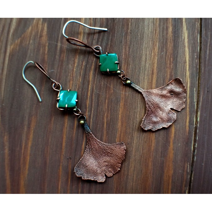 Copper ginkgo earrings with malachite