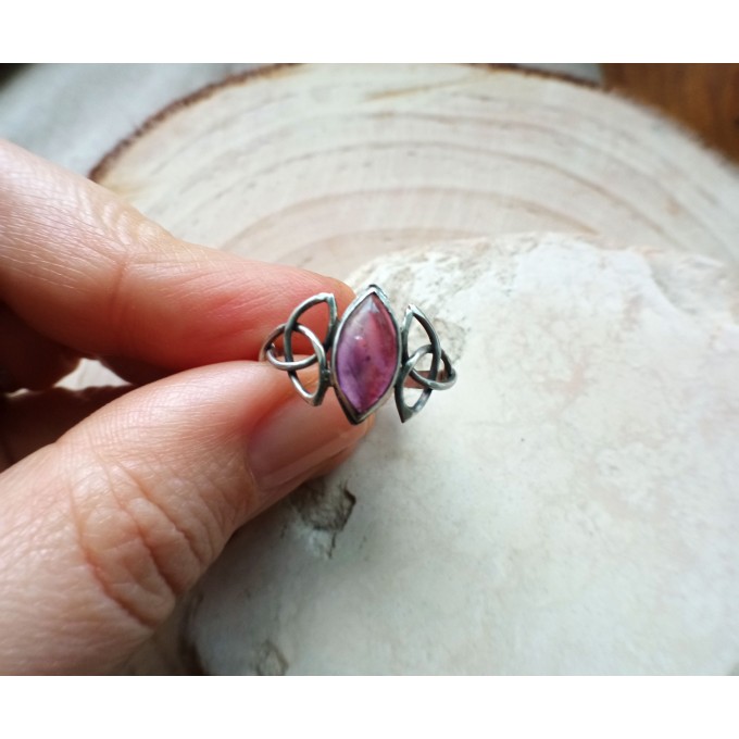 Silver celtic knot amethyst ring