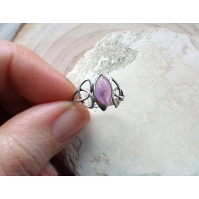 Silver amethyst ring