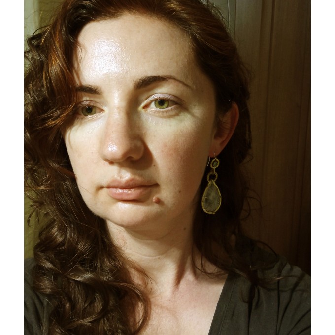 Brass earrings with quartz and apatite