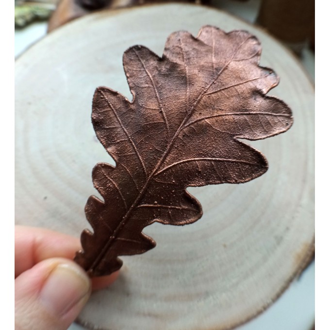 Copper oak hairclip