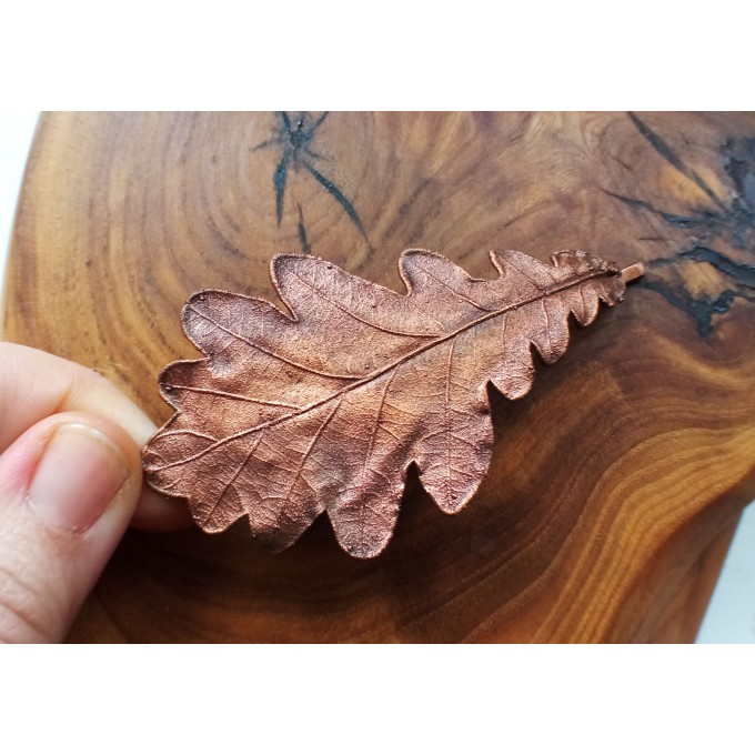 Copper oak hairclip