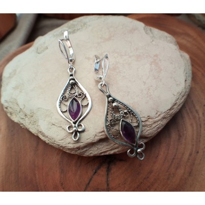 Silver filigree earrings with amethyst