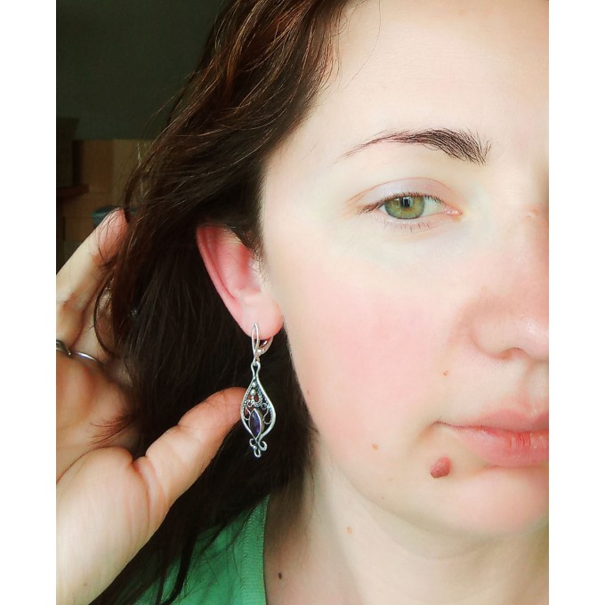 Silver filigree earrings with amethyst