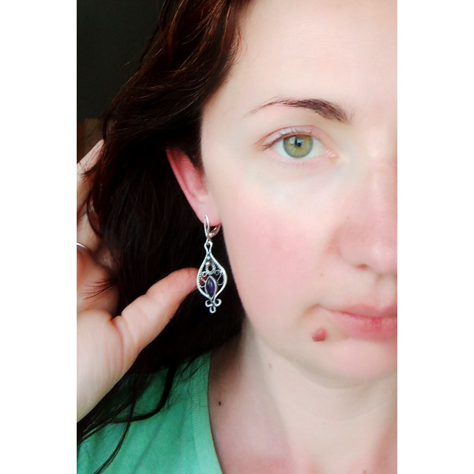 Silver filigree earrings with amethyst