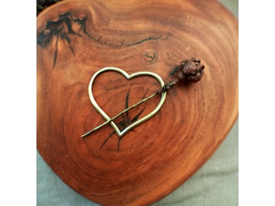 Copper rose and heart brooch