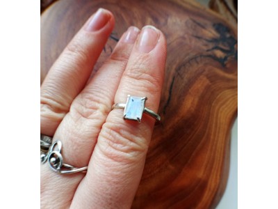 Silver moonstone ring with blue flash