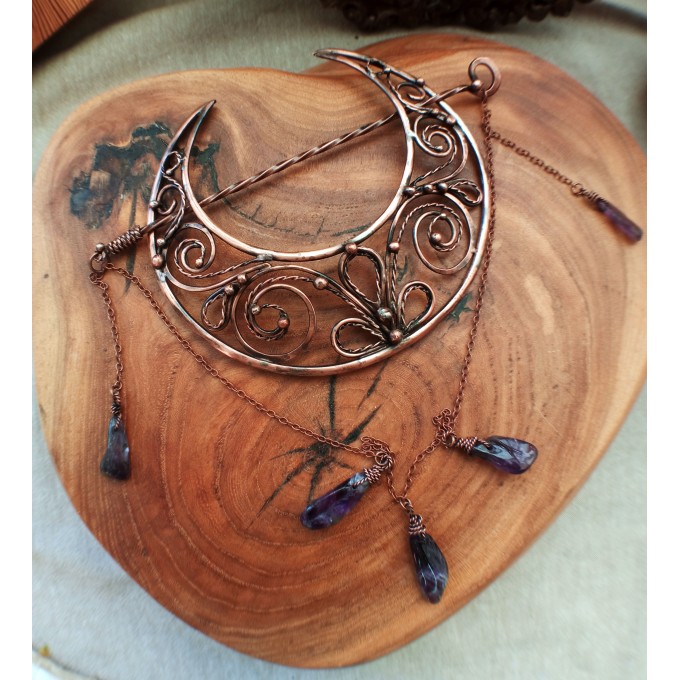 Moon hair-pin with amethyst