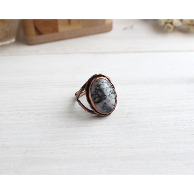 Copper ring with dendritic agate