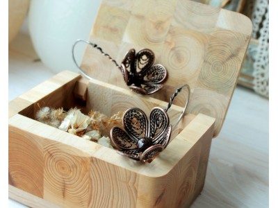 Copper flower filigree earrings Copper flower filigree earrings