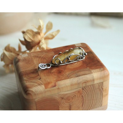 Silver filigree amber necklace