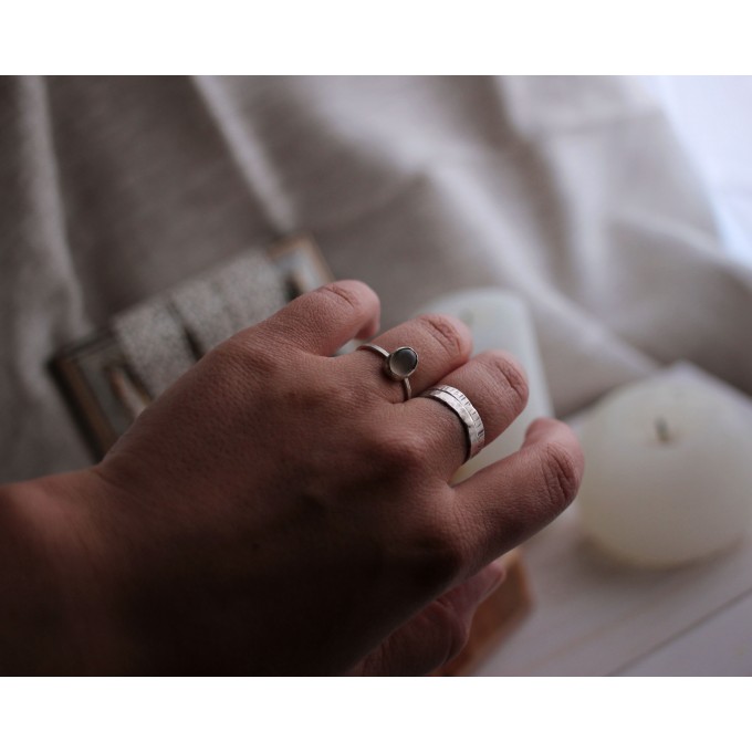 Silver ring with grey moonstone