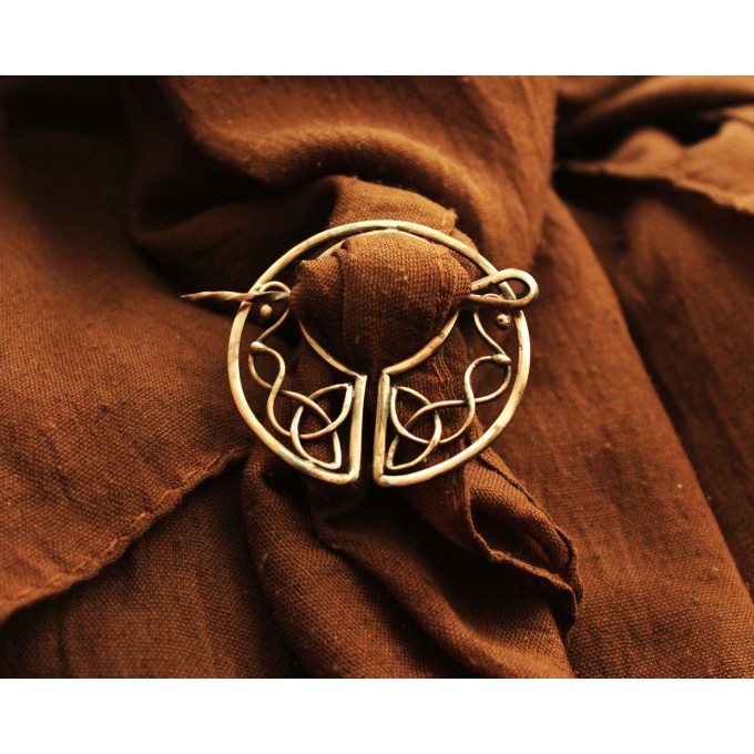 Copper celtic triquetra brooch