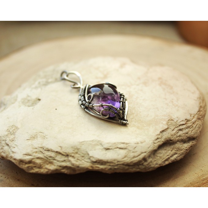 Silver wire wrap necklace with amethyst