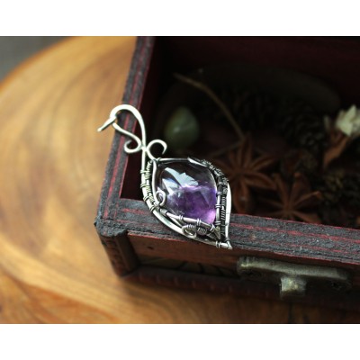 Silver wire wrap necklace with amethyst