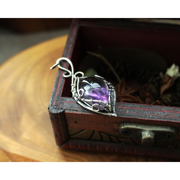Silver wire wrap necklace with amethyst