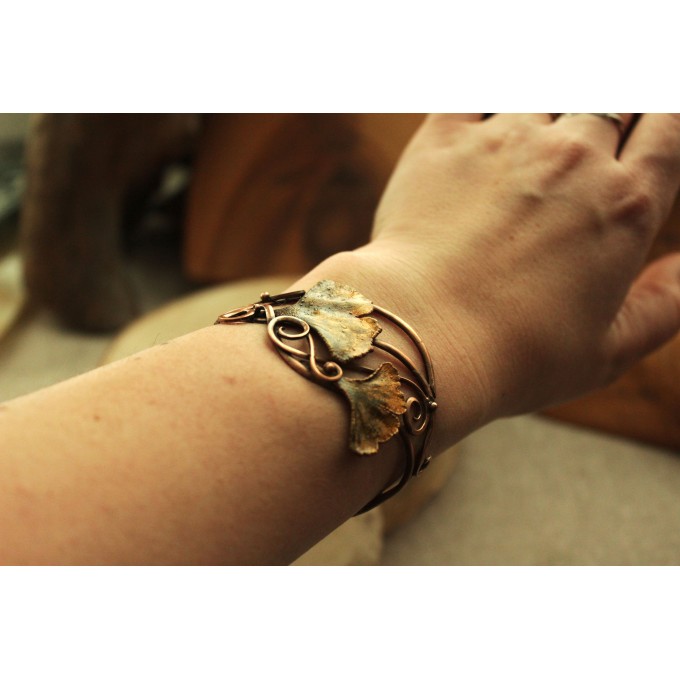 Copper ginkgo leaf bracelet