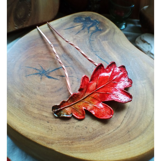 Copper hair pin with red oak leaf