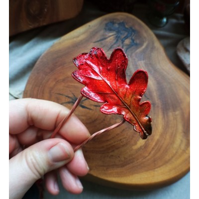 Copper hair pin with red oak leaf