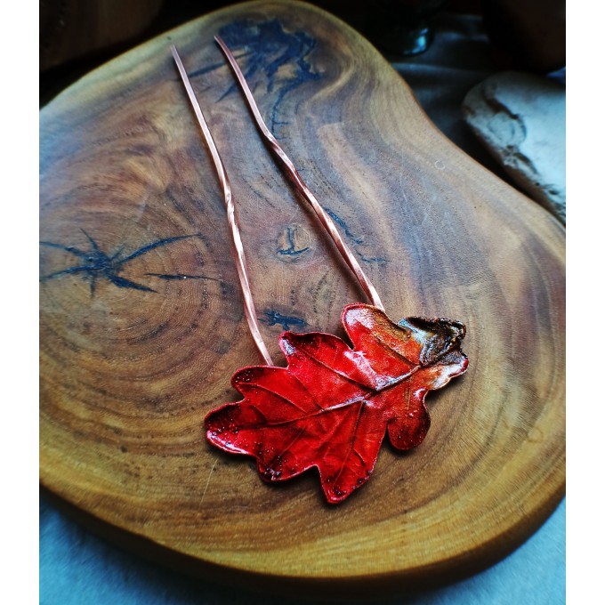 Copper hair pin with red oak leaf