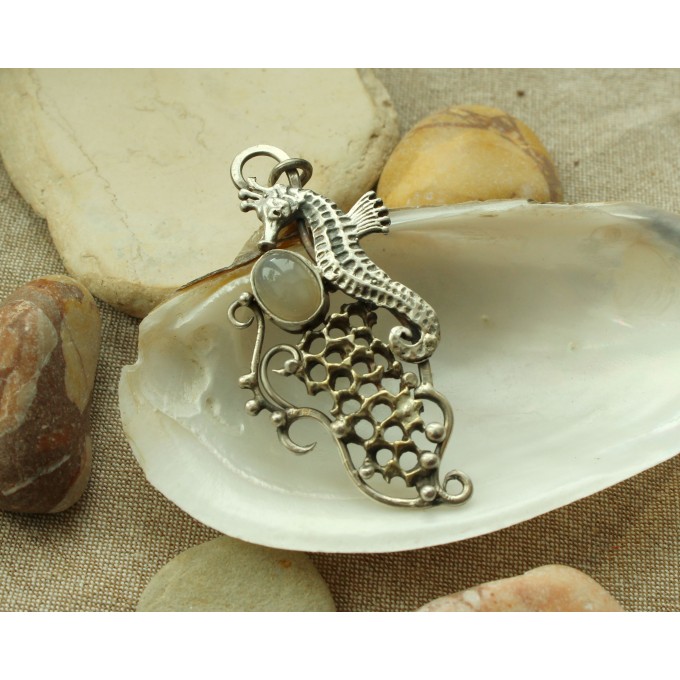 Silver sea horse necklace with grey moonstone