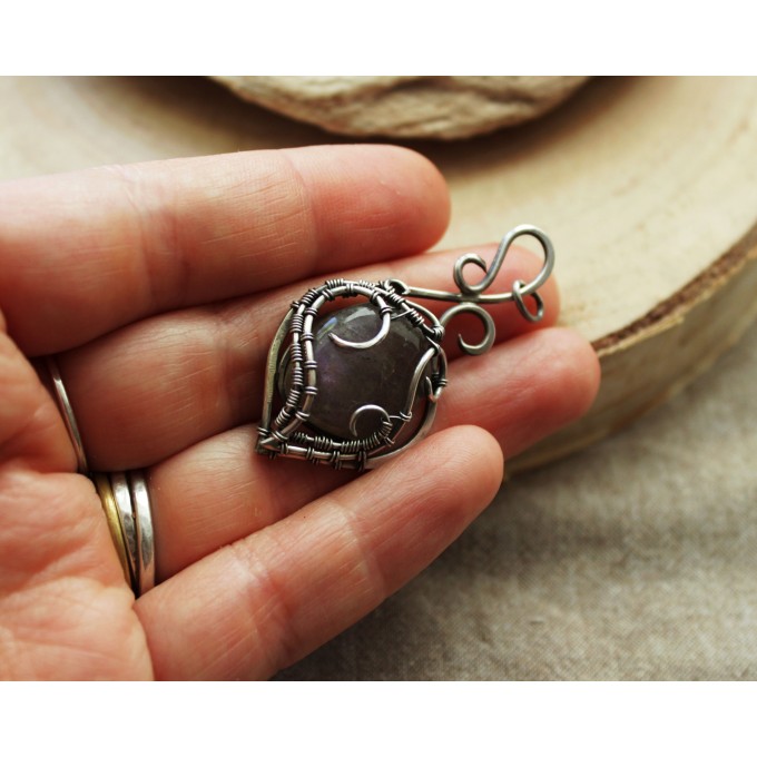 Silver wire wrap purple labradorite necklace