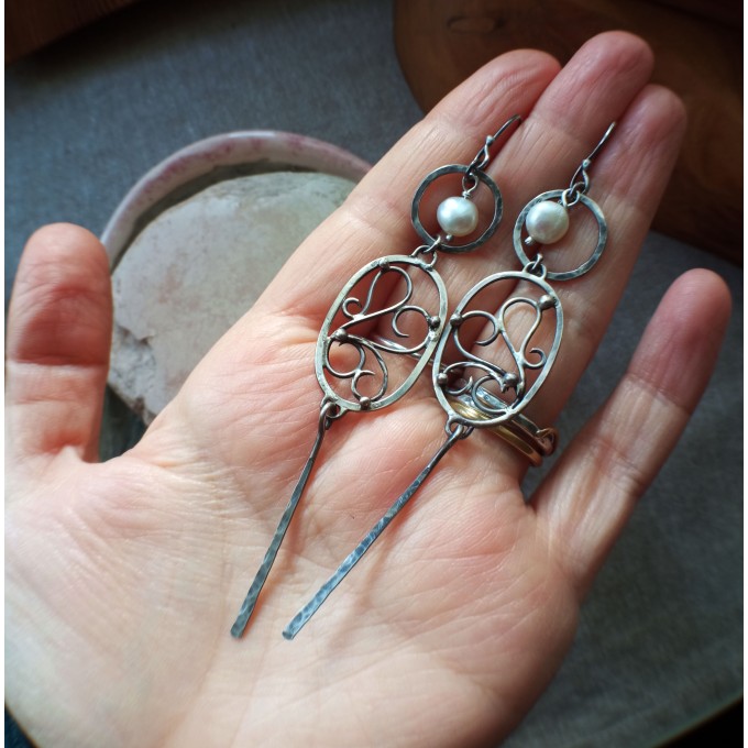 Long silver earrings with pearls