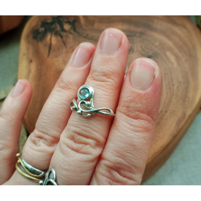 Silver ring with aquamarine