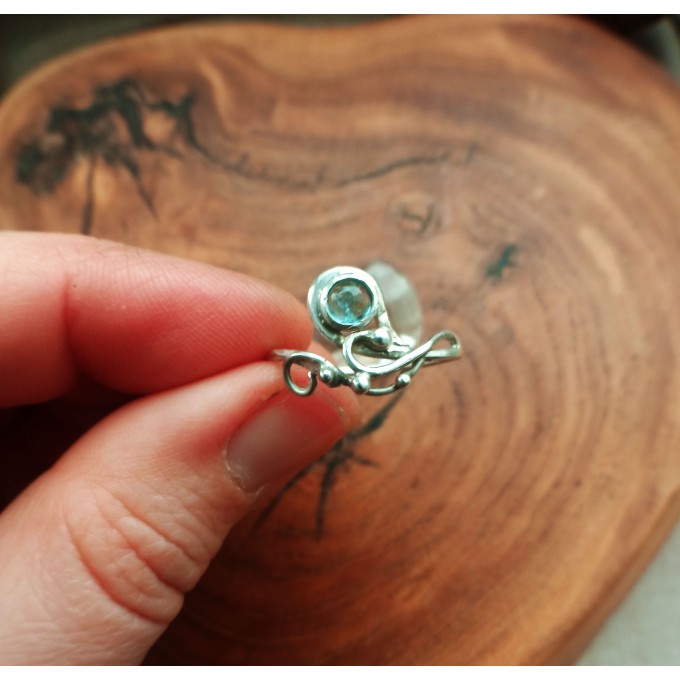 Silver ring with aquamarine