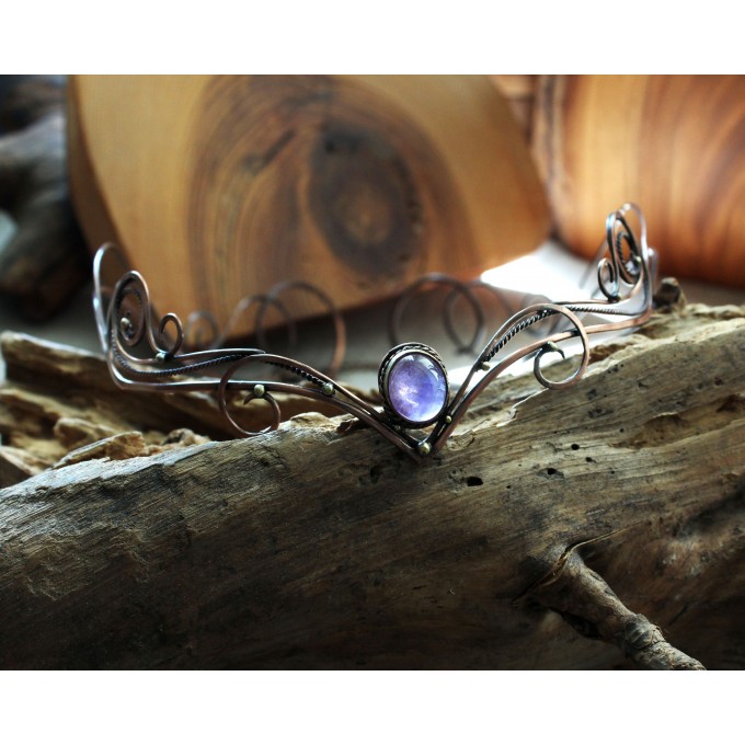Elven tiara with amethyst