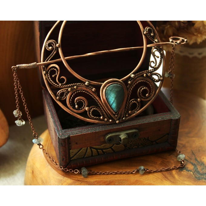 Hair clip Moon with labradorites