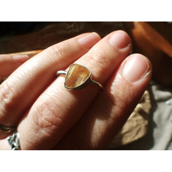 Rutile quartz silver ring