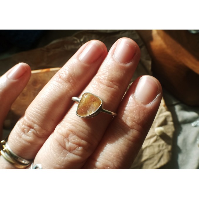 Rutile quartz silver ring
