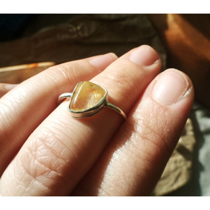 Rutile quartz silver ring