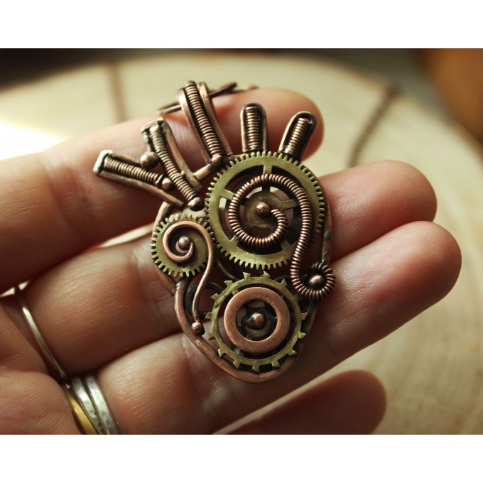 SteamPunk mechanic heart necklace 