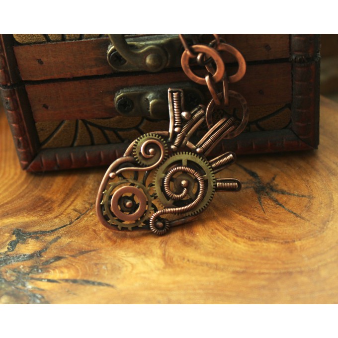SteamPunk mechanic heart necklace 