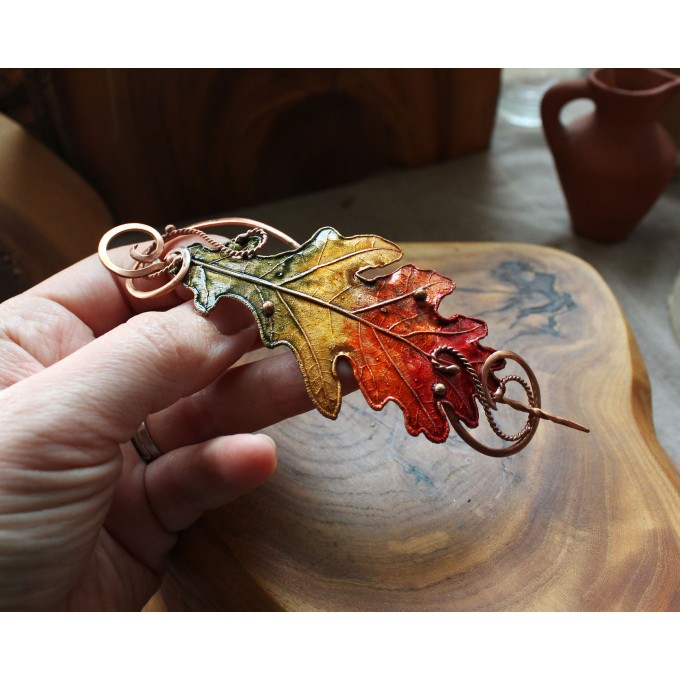 Copper hair clip with red - green oak leaf