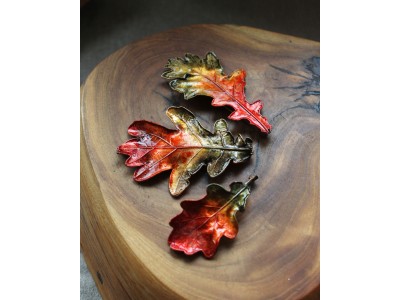 Copper oak brooch