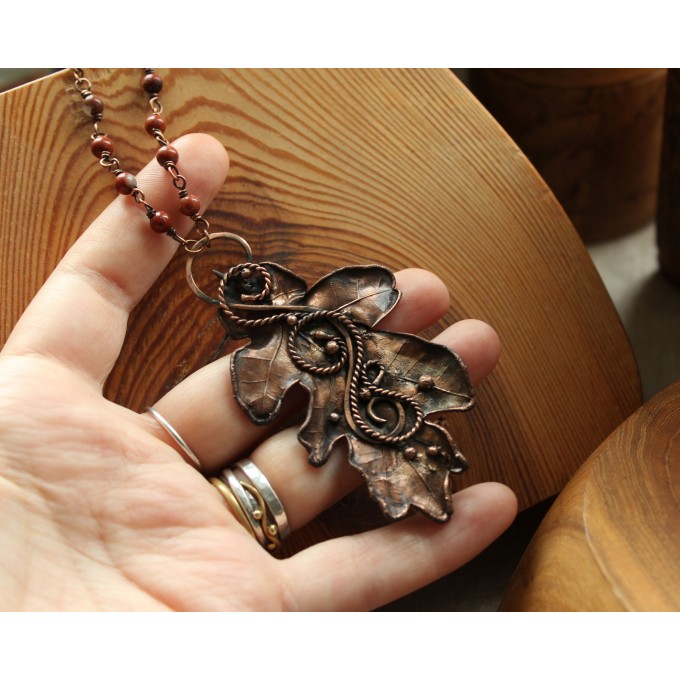 Copper oak necklace with carnelian jasper gemstone