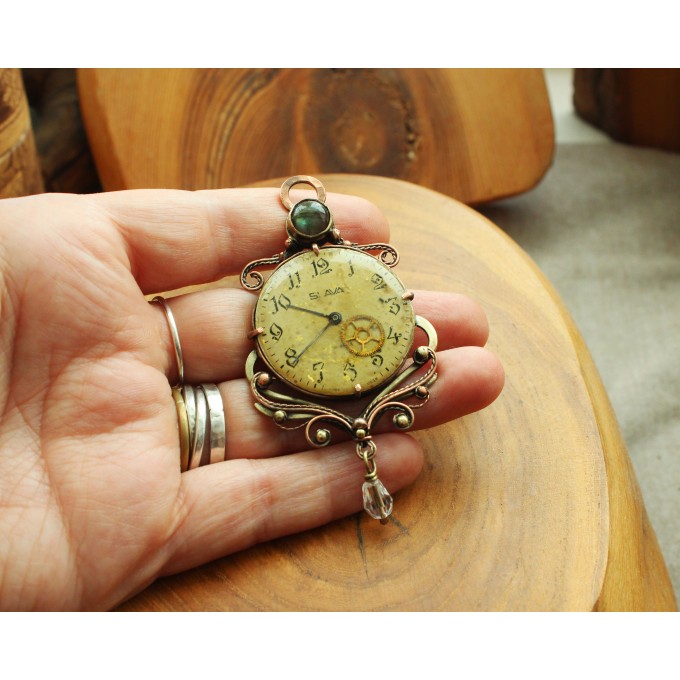 Steampunk clockface necklace with labradorite