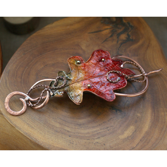 Copper hair clip with red - green oak leaf