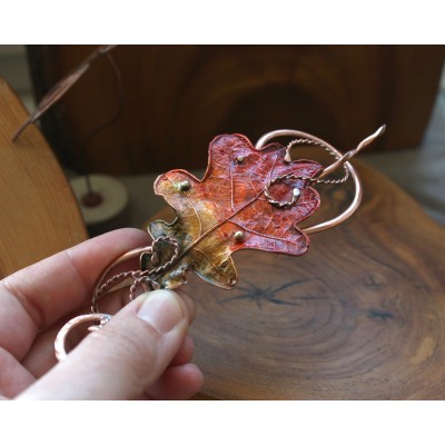 Copper hair clip with red - green oak leaf
